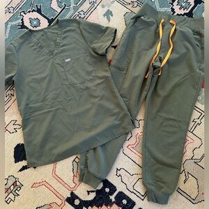 Figs Scrub Set Moss Catarina Top Small High Waisted Zamora Joggers Small Petite
